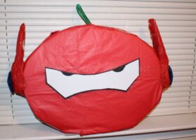 Baymax Piñata Tutorial